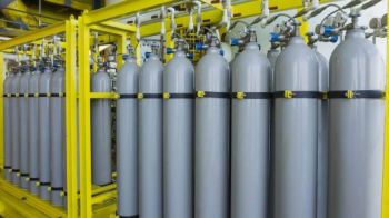 Nạp khí nitơ cho bình tích áp của hệ thống thuỷ lực